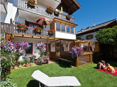 Das Gästehaus Ortswies 37 mit Garten