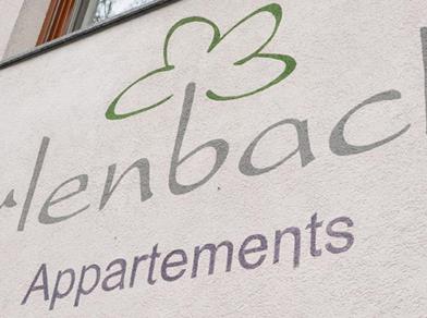 Die Fassade der Erlenbach Appartements