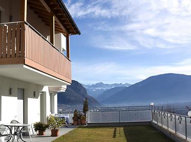 Haus Elefant mit Blick auf die Berge