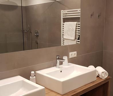 badezimmer-1-kaltern