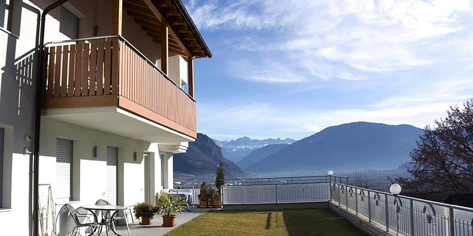 Haus Elefant mit Blick auf die Berge